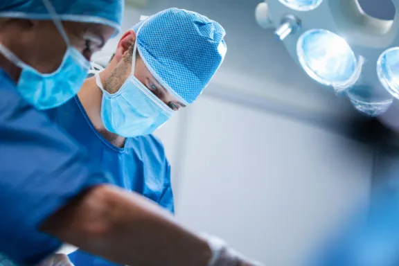 Mudança de sexo: o que é preciso para fazer a cirurgia?